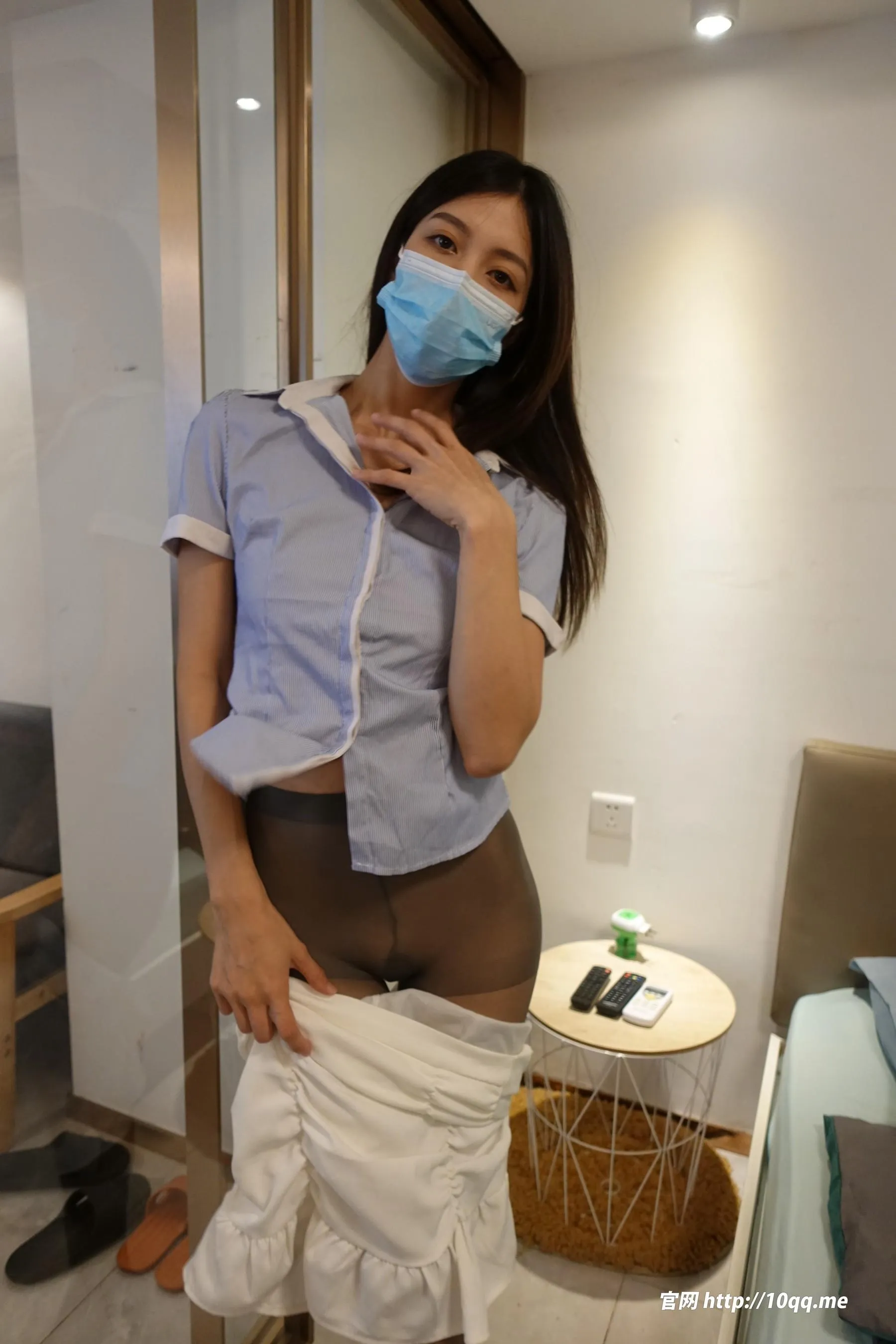 [ROSI口罩系列]2023.06.28 NO.2572 [75P]插图1